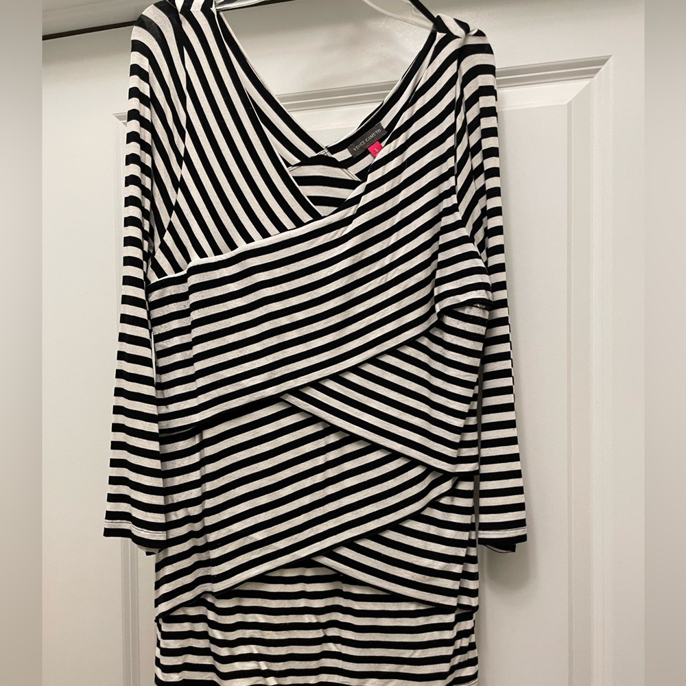 Vince Camuto Womens Top